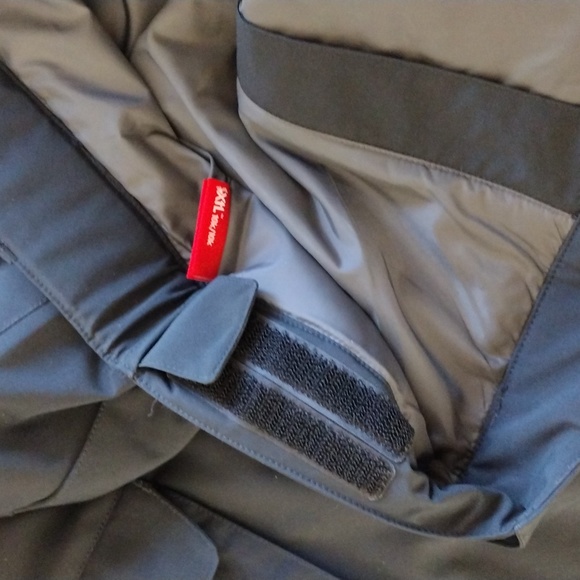 Spyder Winter insulated black ski pants - Picture 15 of 16